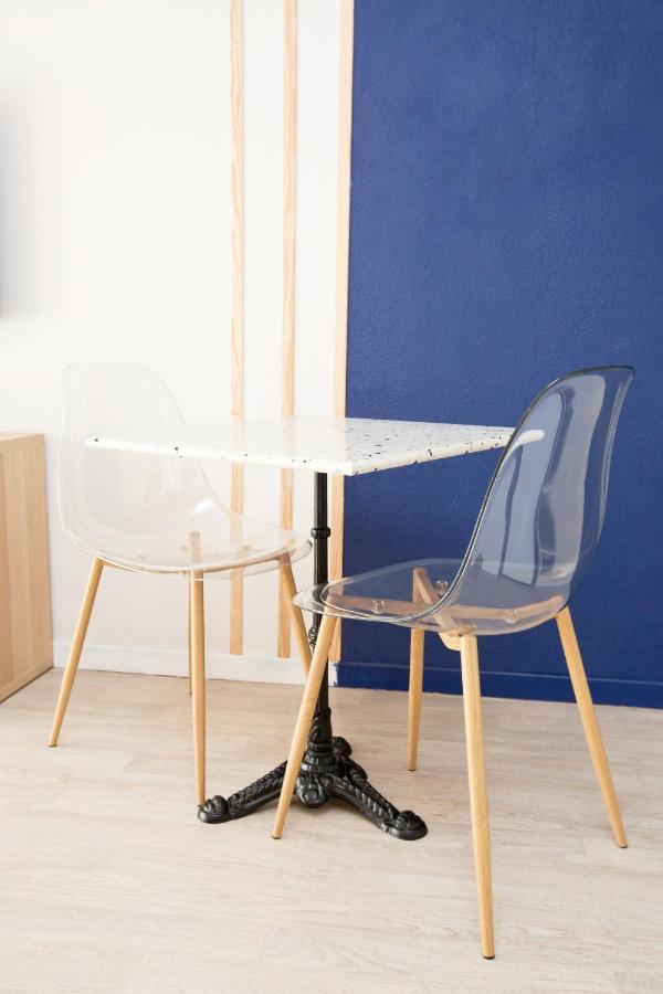 Grand Studio Avec Climatisation, Balcon Proche Gare Centre Ville Lourdes Exterior photo